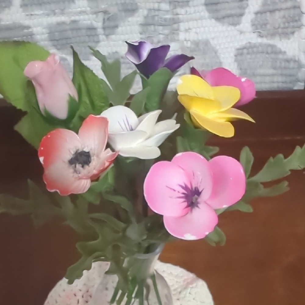 Vintage Dresden Style Porcelain Flower Bouquet — Germany, Circa 1950s - Picture 3 of 5
